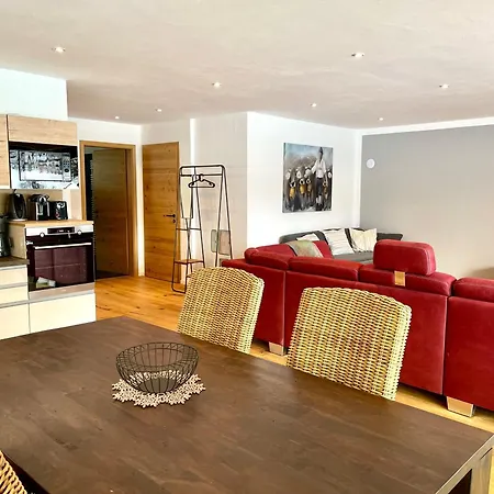 Alpenlodge Lunara Apartmán *